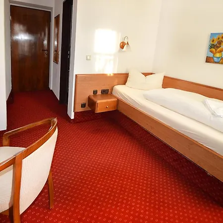 Hotel Zur Post 3*