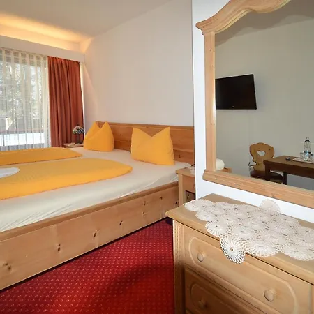 Hotel Zur Post 3*