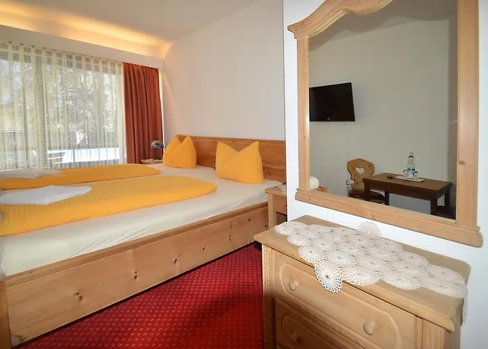 Hotel Zur Post 3*